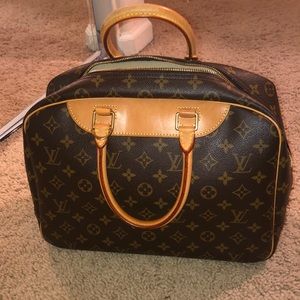 Louis Vuitton deauville